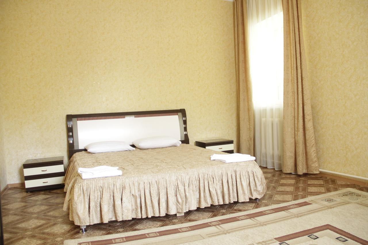 Inn Sofia 阿斯坦纳 外观 照片