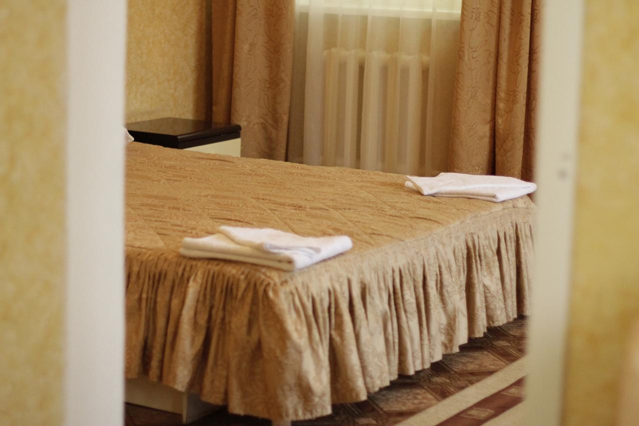 Inn Sofia 阿斯坦纳 外观 照片